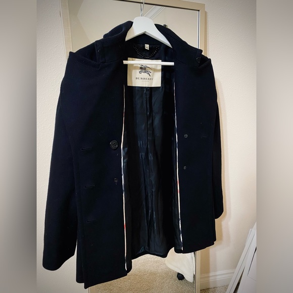Men’s Burberry Peacoat - Size Medium - Picture 1 of 7
